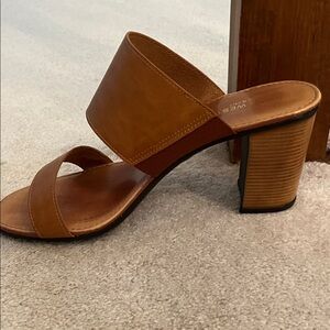 Nine West Tan Leather Mules